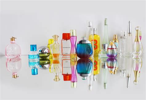 Senses Perfumería y Cosméticos .